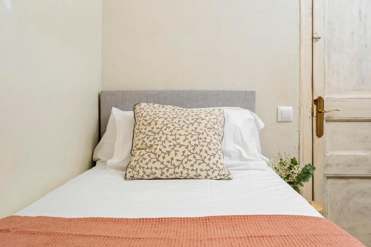 Flateli Poble Sec Apartment Barcelona Exterior photo